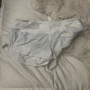 Lululemon white short shorts